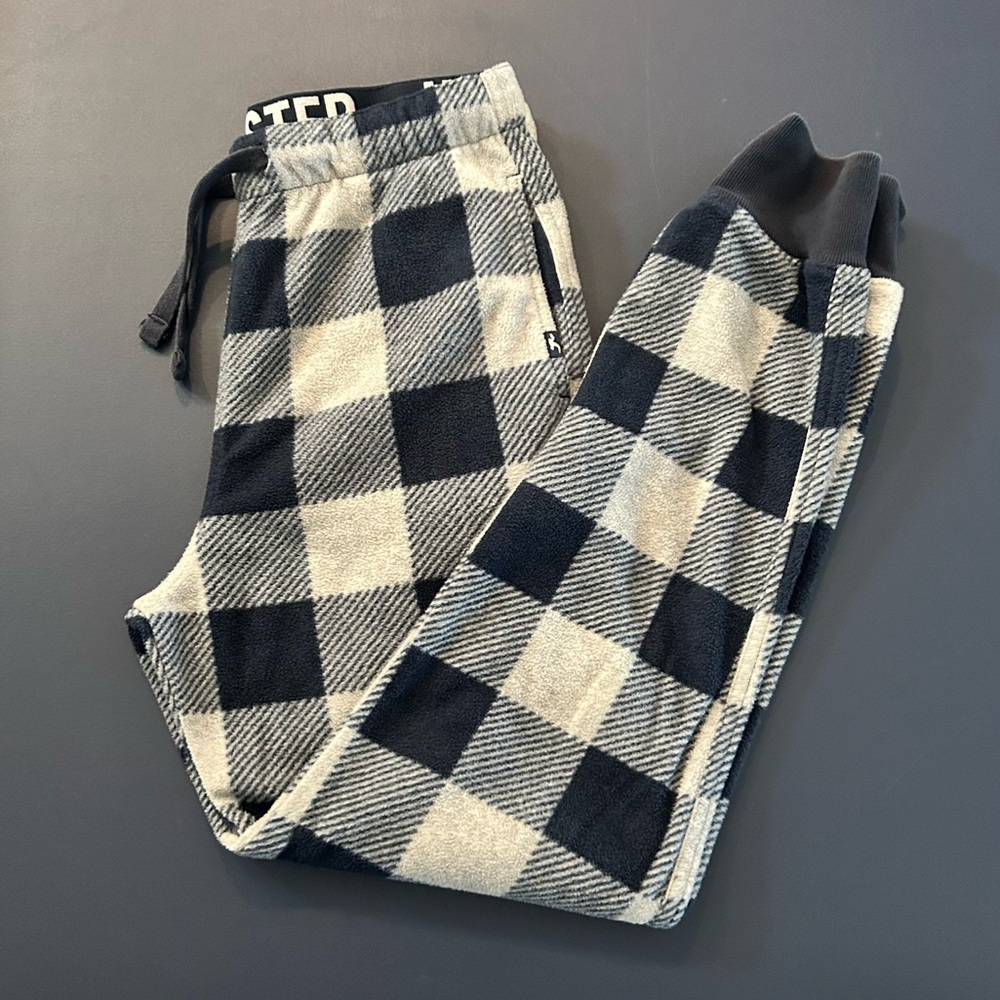 Hollister XS cozy pajama pants